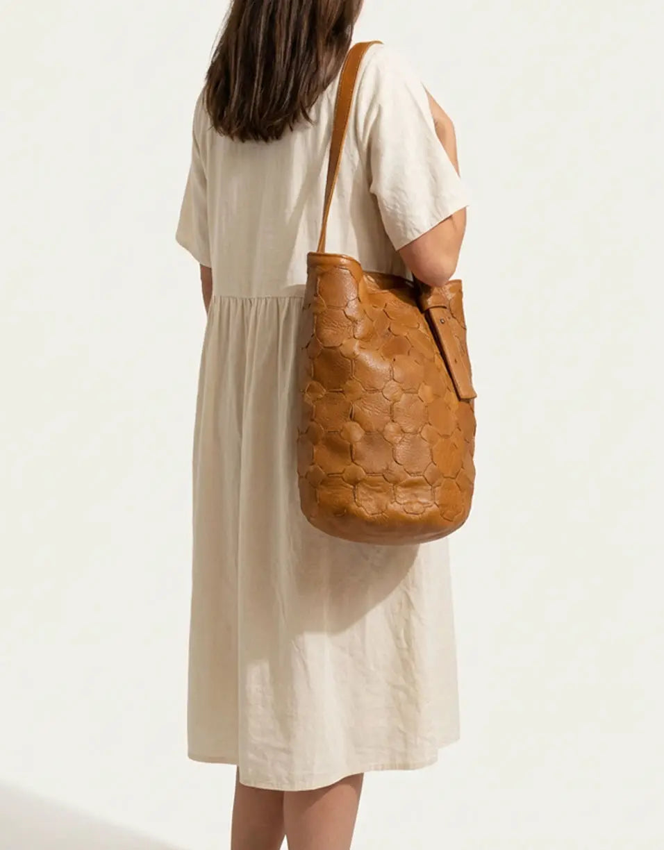 Shoulder & Crossbody