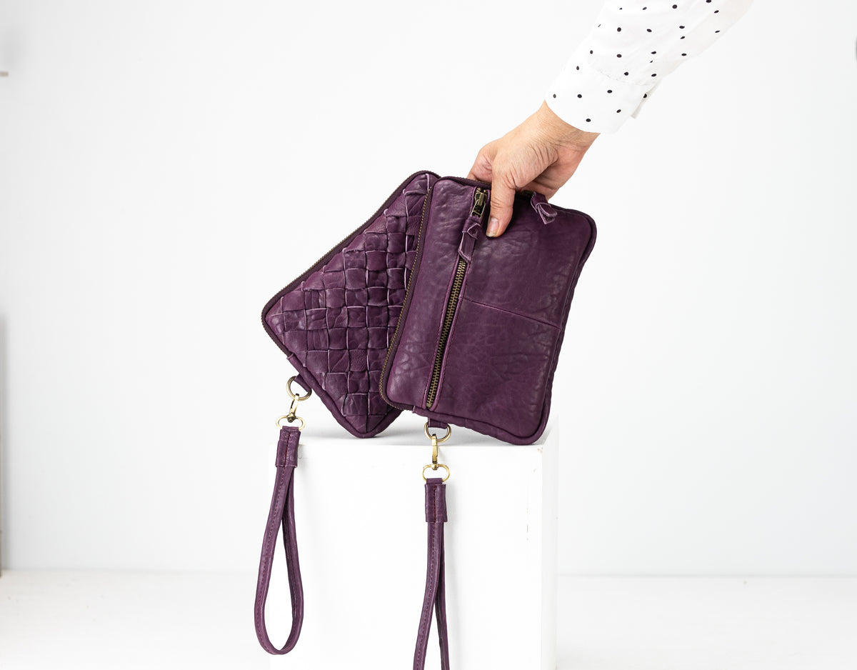Antheia clutch wallet - Raspberry sheepskin
