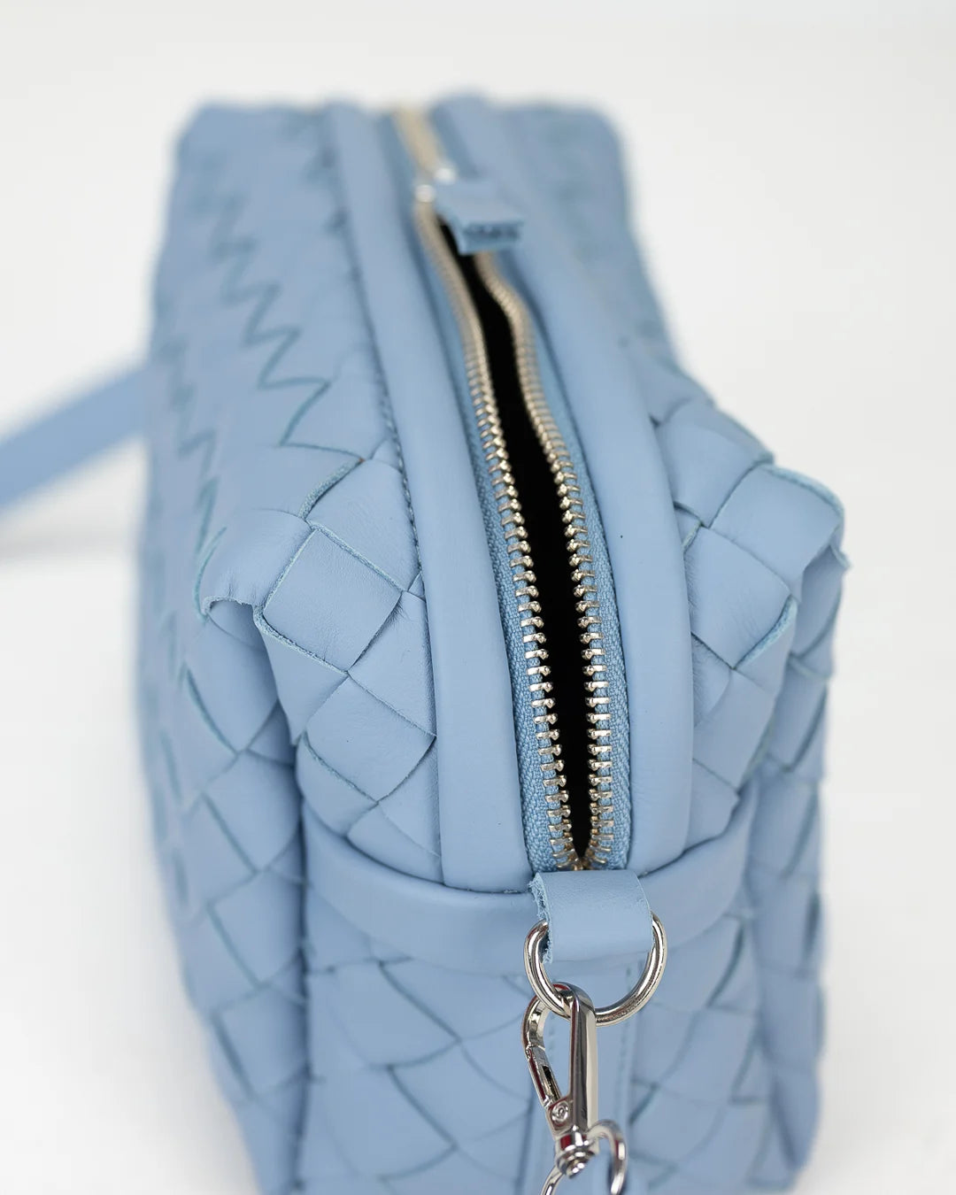 Calliope bag - Handwoven blue leather