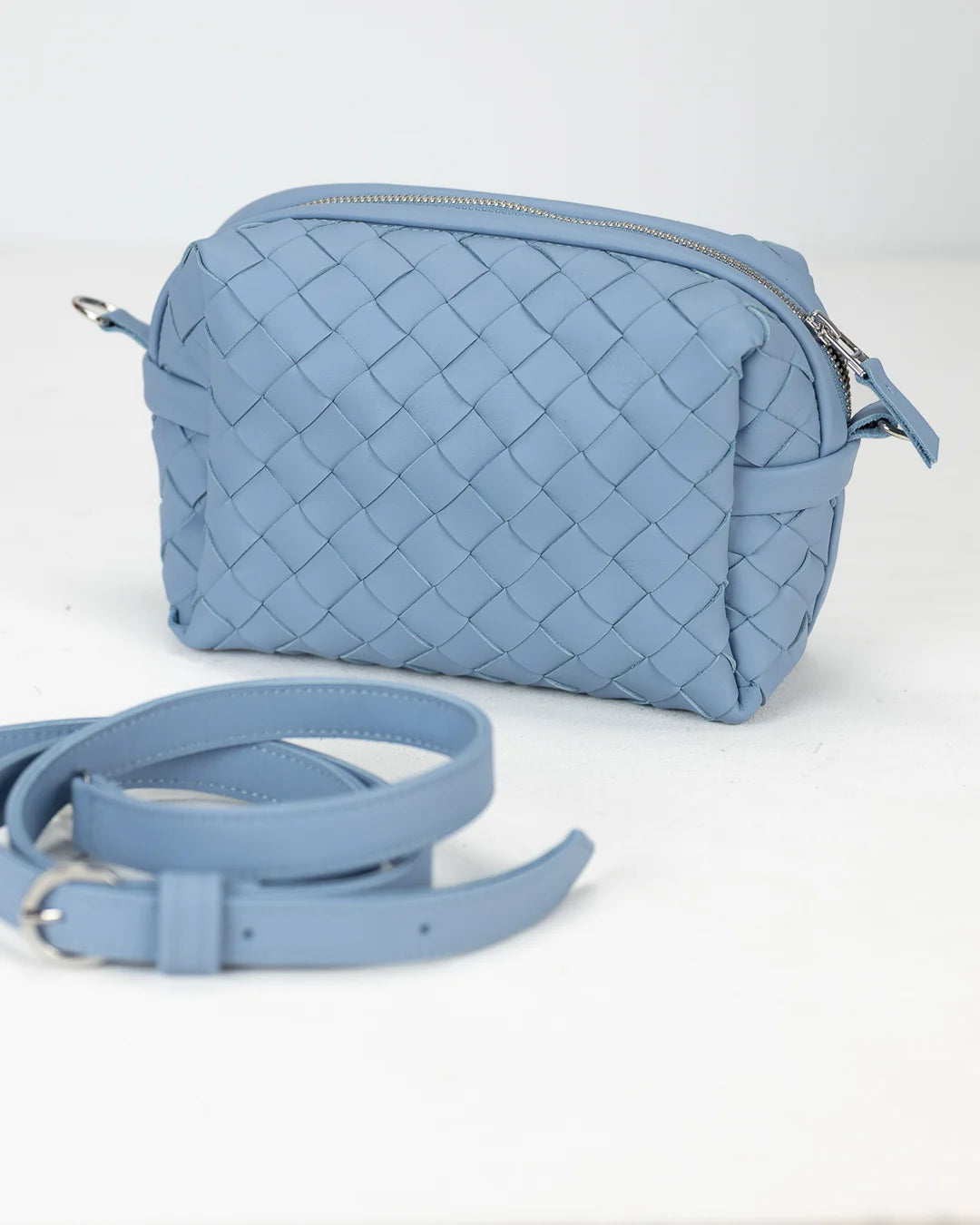 Calliope bag - Handwoven blue leather