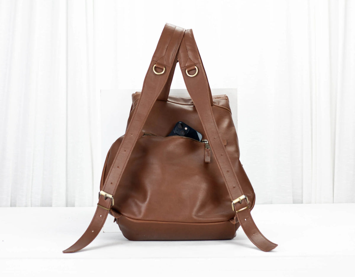 Artemis backpack - Spicy brown leather