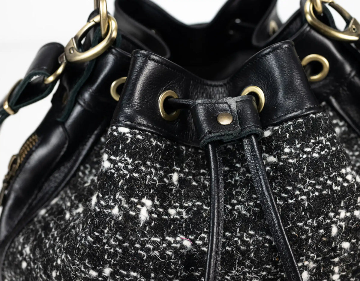 Danae bag - Black leather and black wool