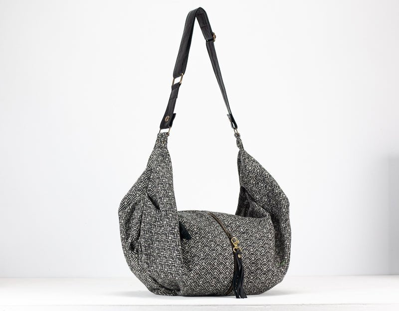 Kallia crossbody bag - Black patterned wool and leather - milloobags