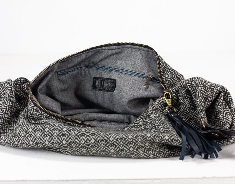 Kallia mini bag - Black patterned wool and black leather - milloobags