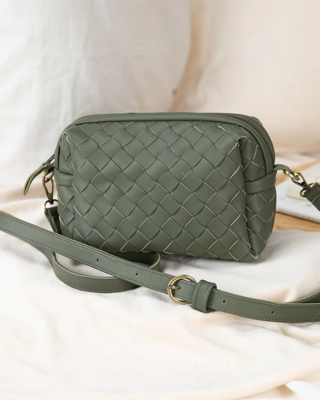 Calliope bag - Handwoven olive green leather