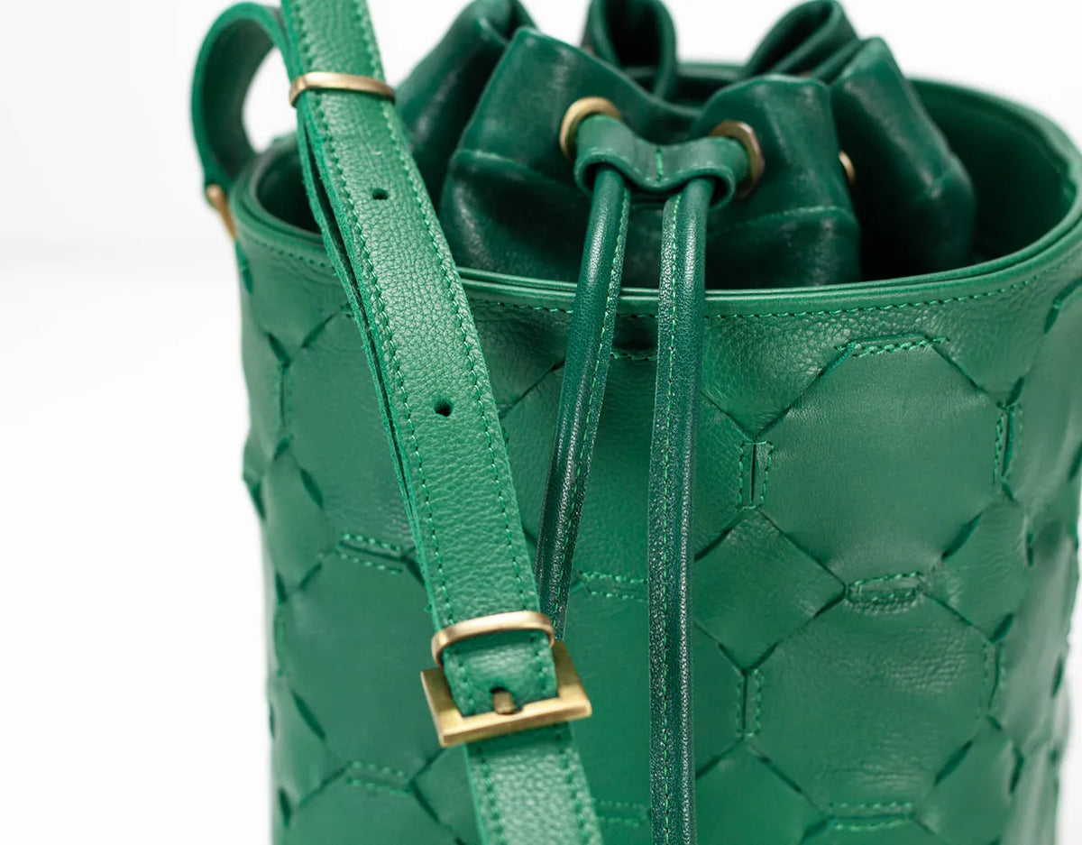 Helon bucket bag - Handwoven Jade green leather