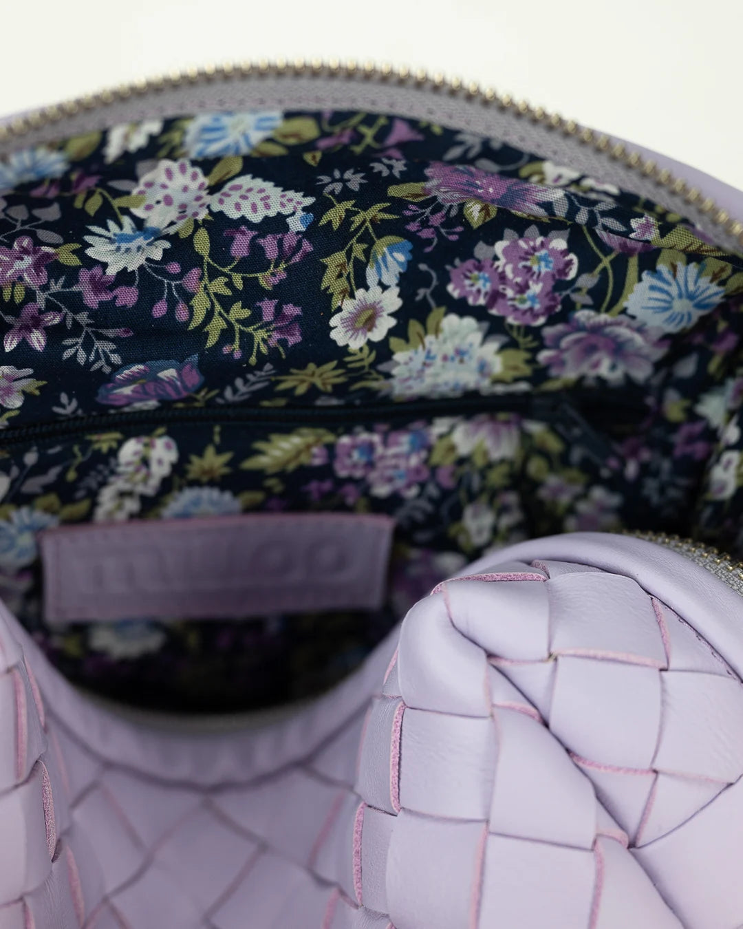 Calliope bag - Handwoven lilac leather