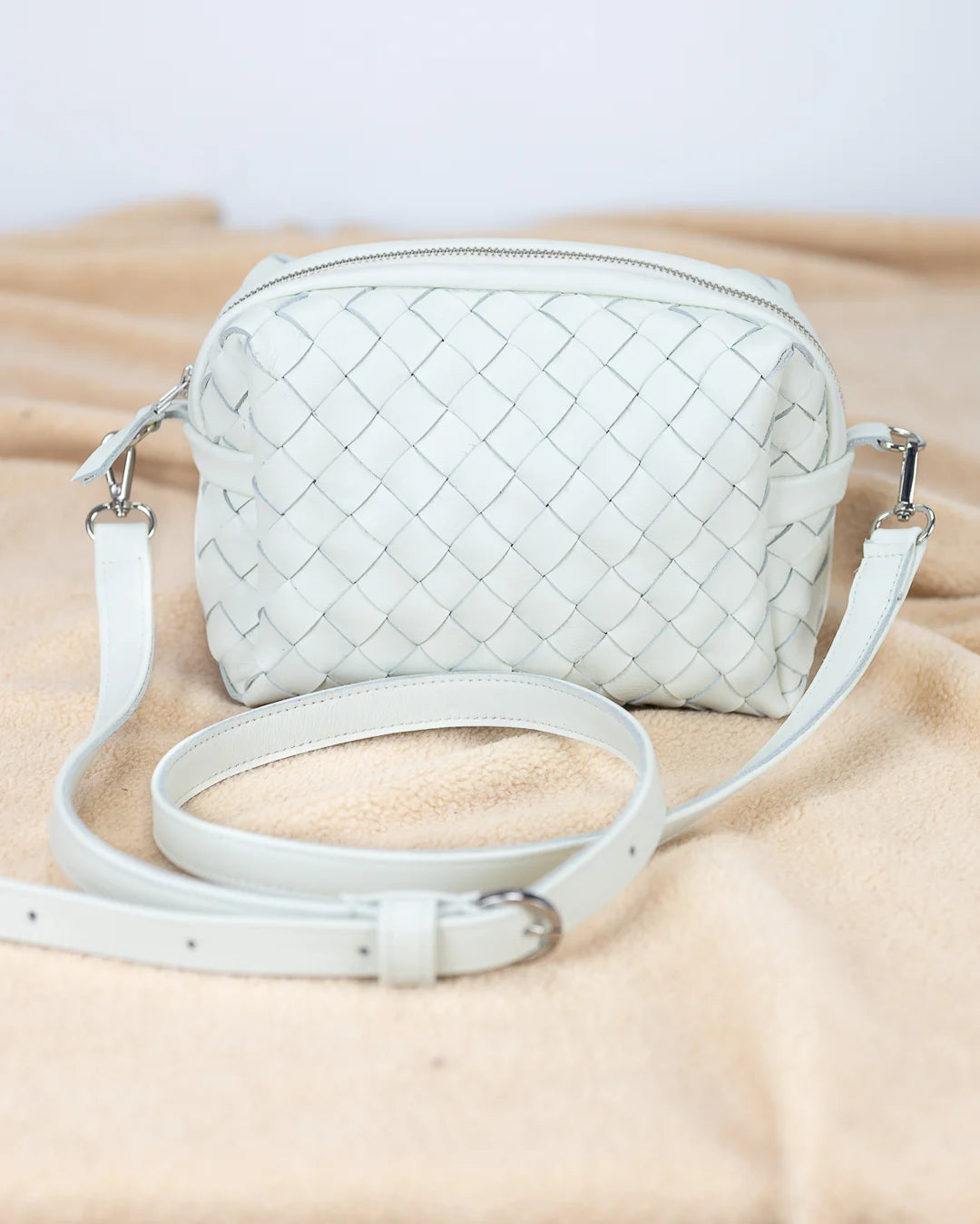 Calliope bag - Handwoven off white leather