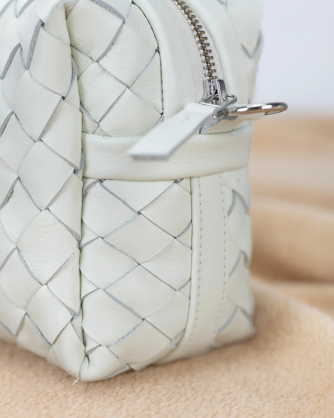 Calliope bag - Handwoven off white leather