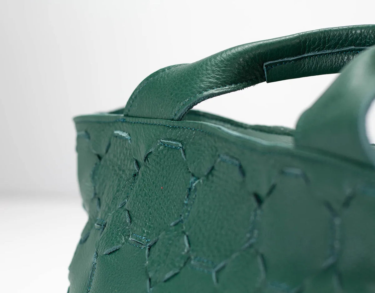 Helon purse - Handwoven petrol green leather
