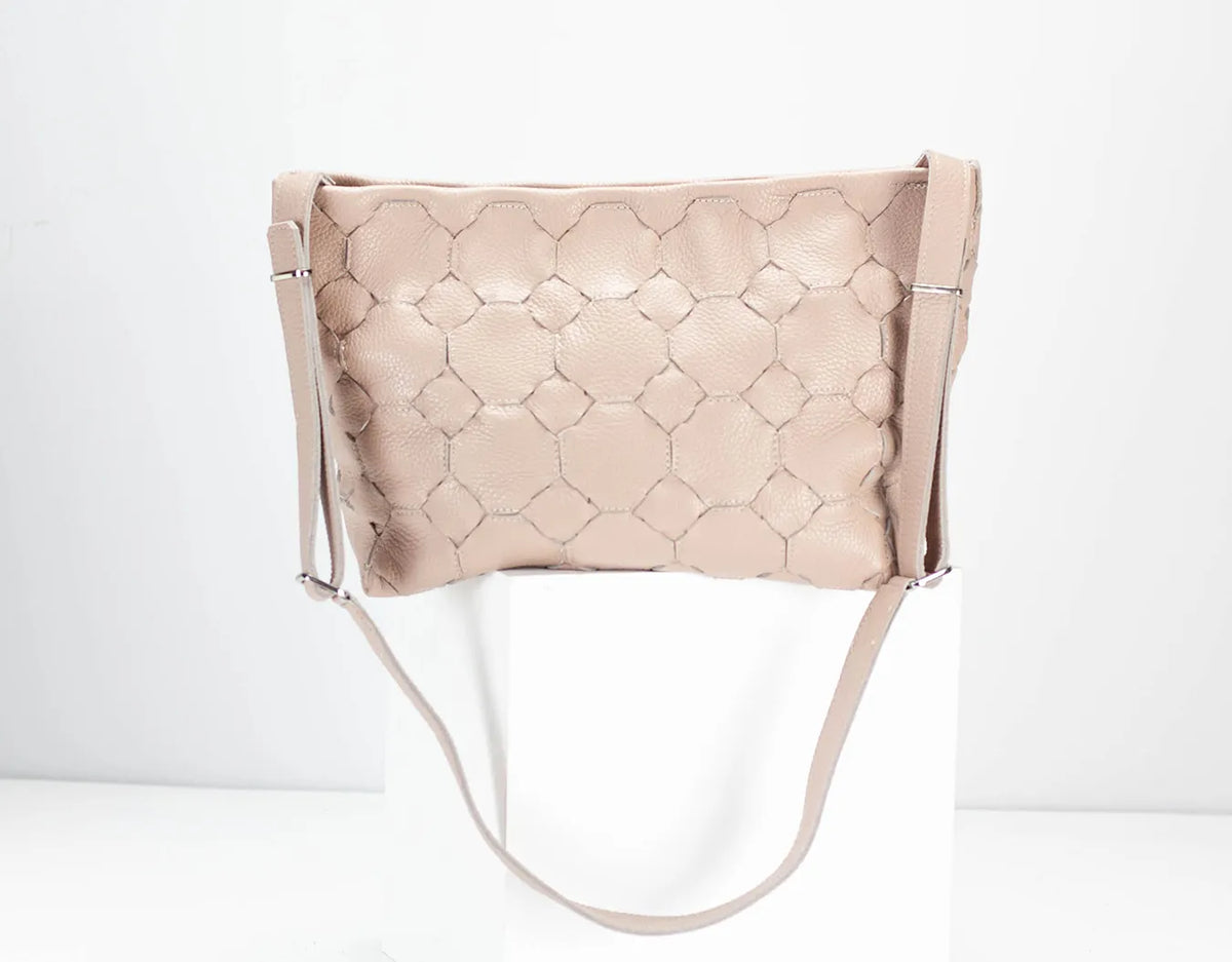 Helon clutch - Handwoven powder pink leather