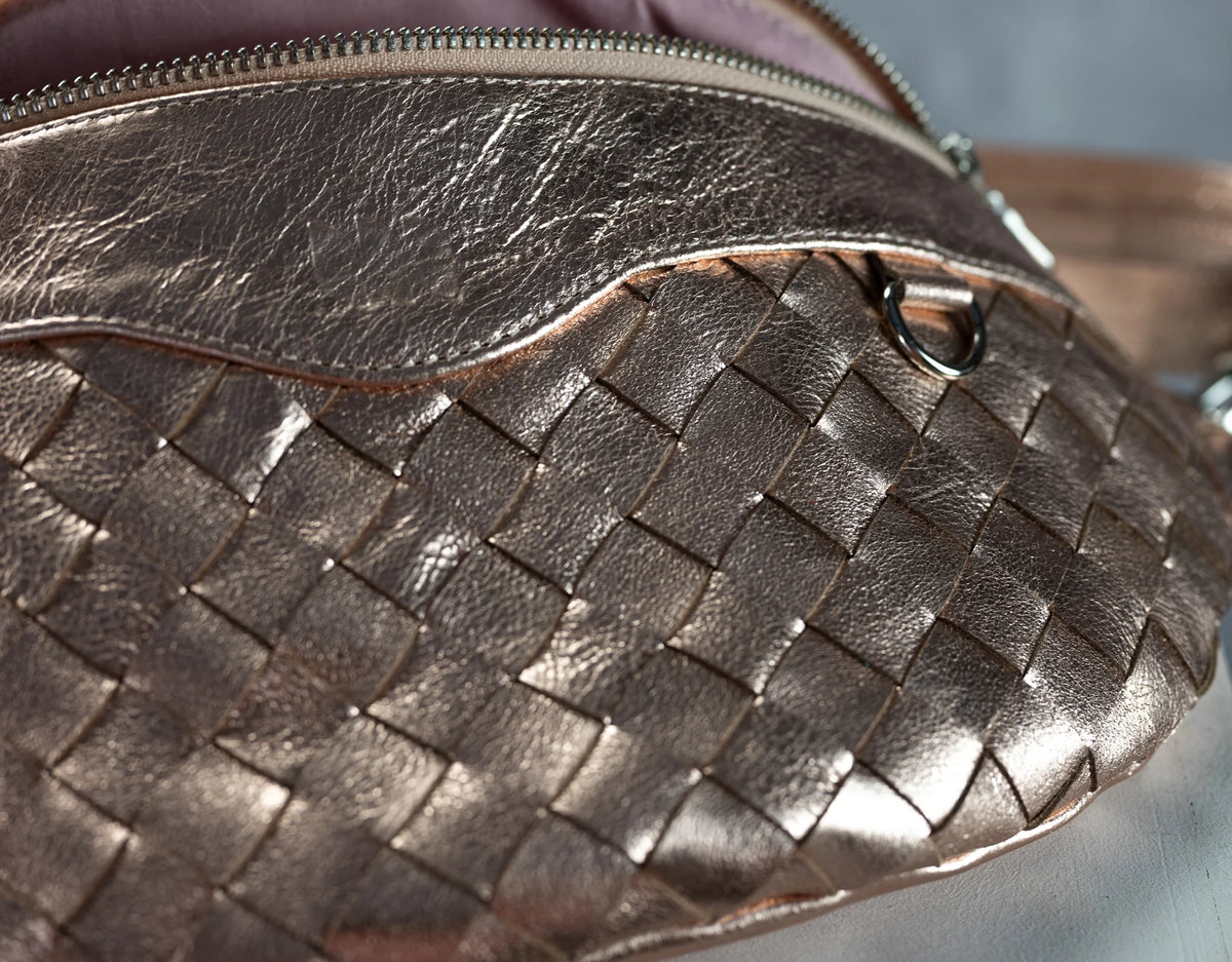 Haris fanny pack - Rose Gold handwoven leather