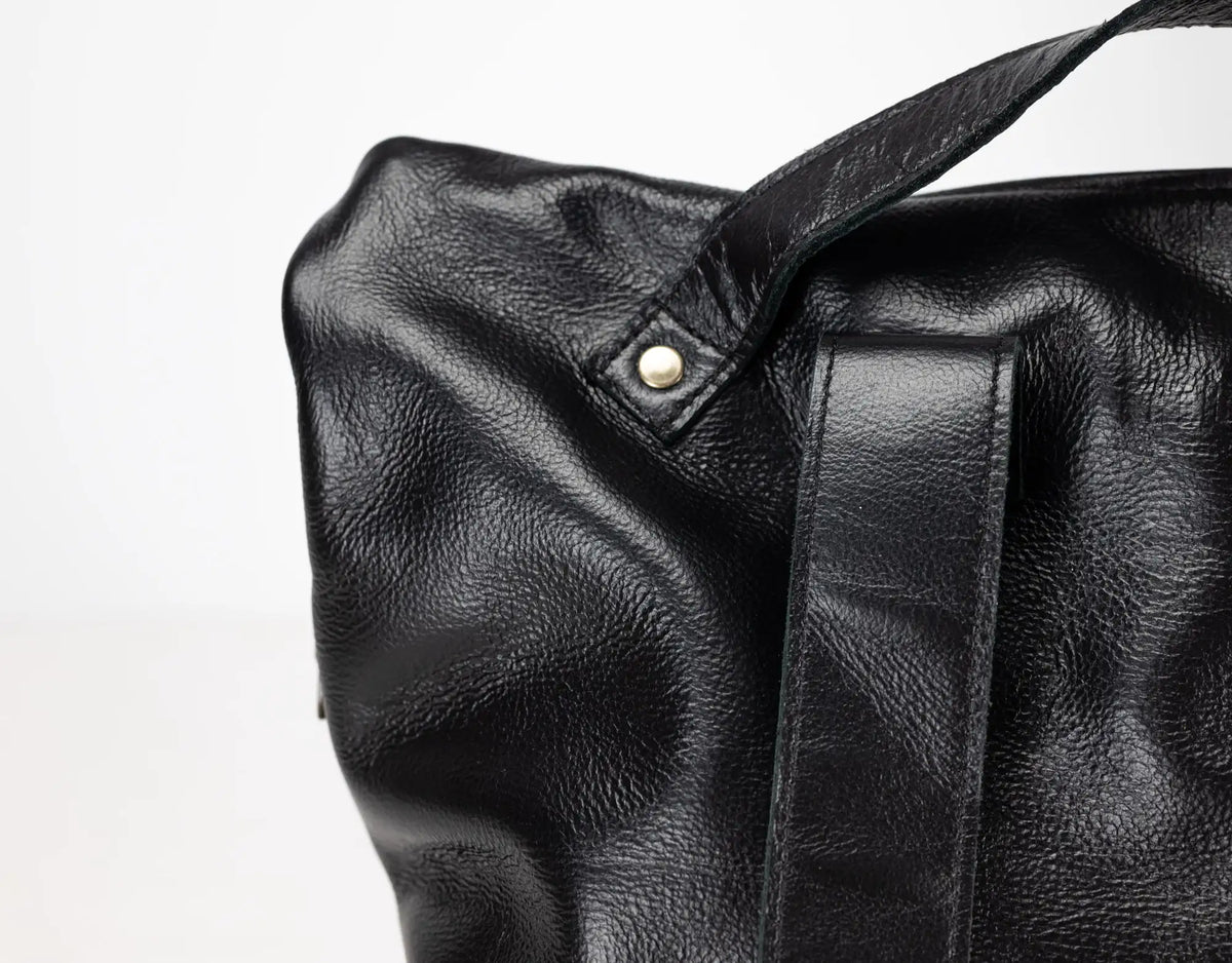 Minos backpack - Black leather