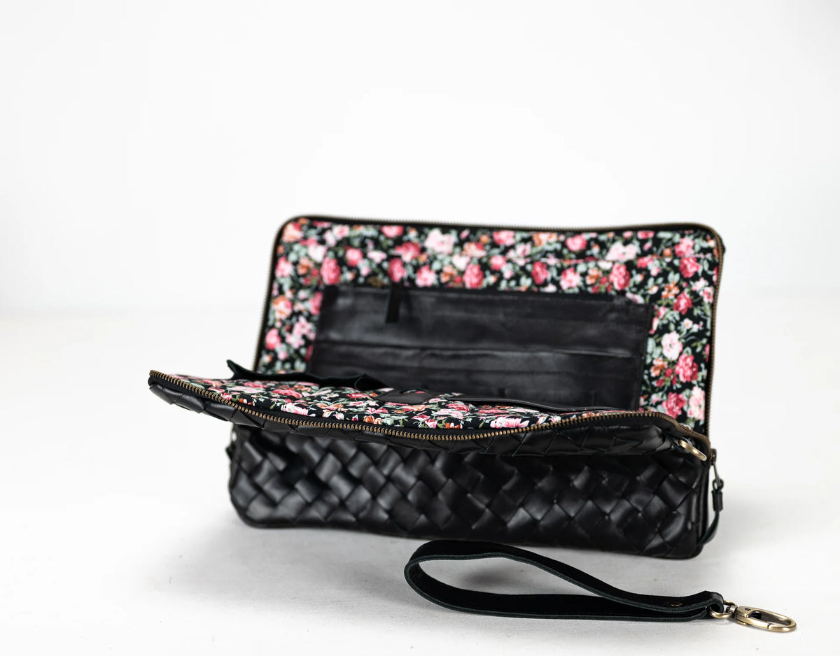Athena Laptop Clutch - Black leather
