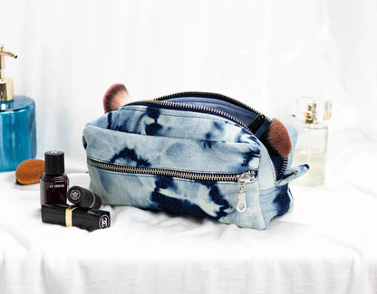 Brick case in Tie dye blue jeans