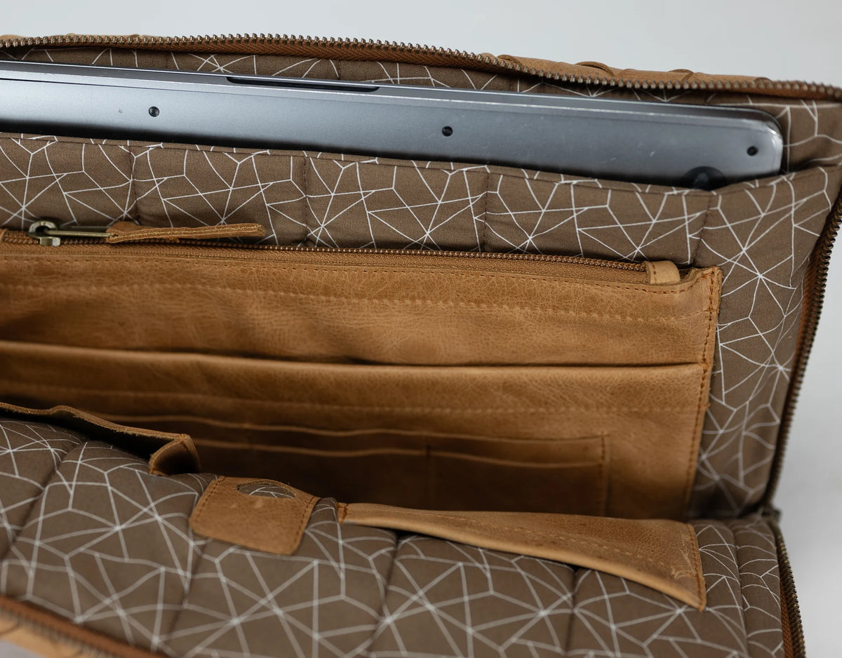 Athena Laptop Clutch - Brown Distressed leather