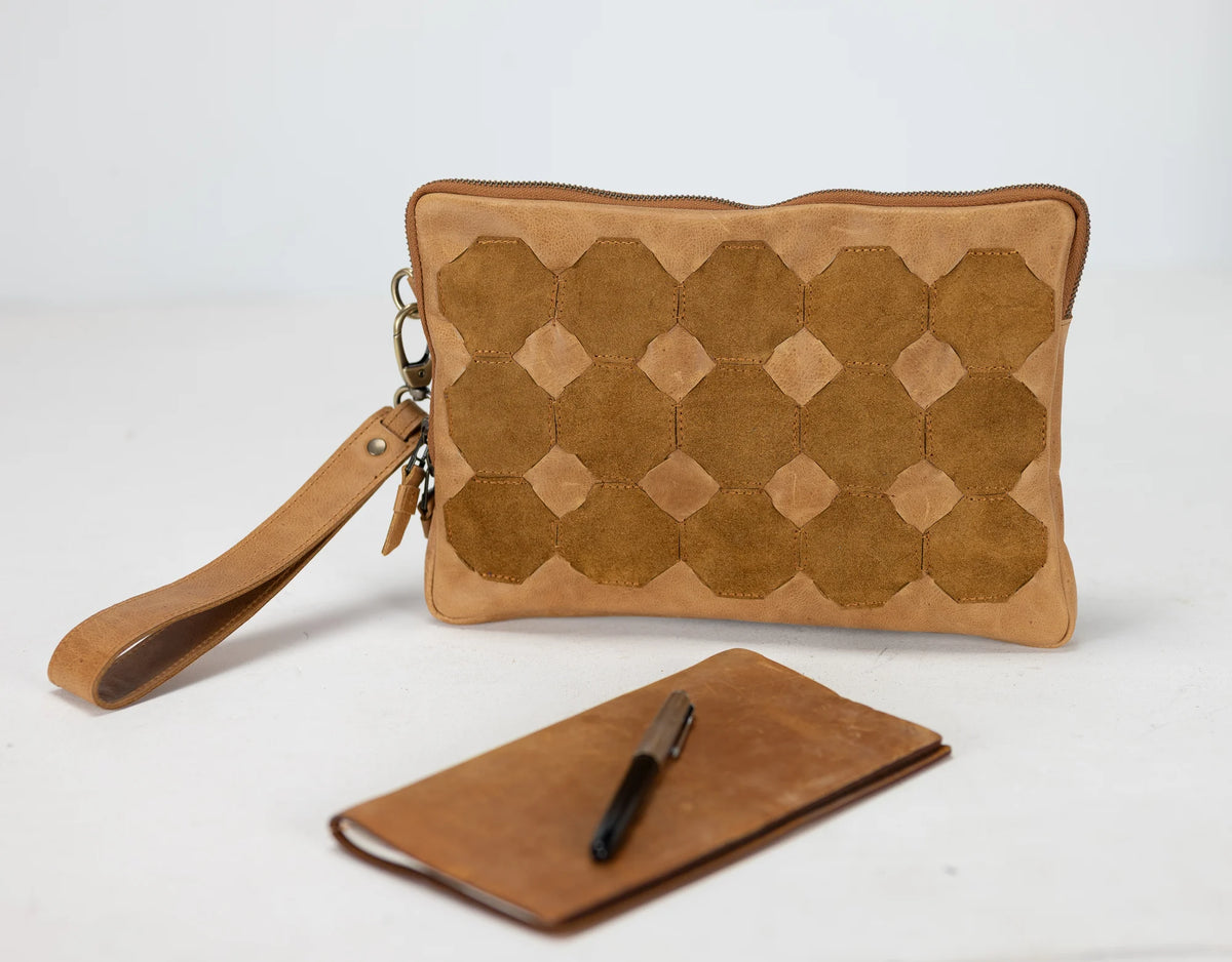 Athena Tablet Clutch - Brown Distressed leather