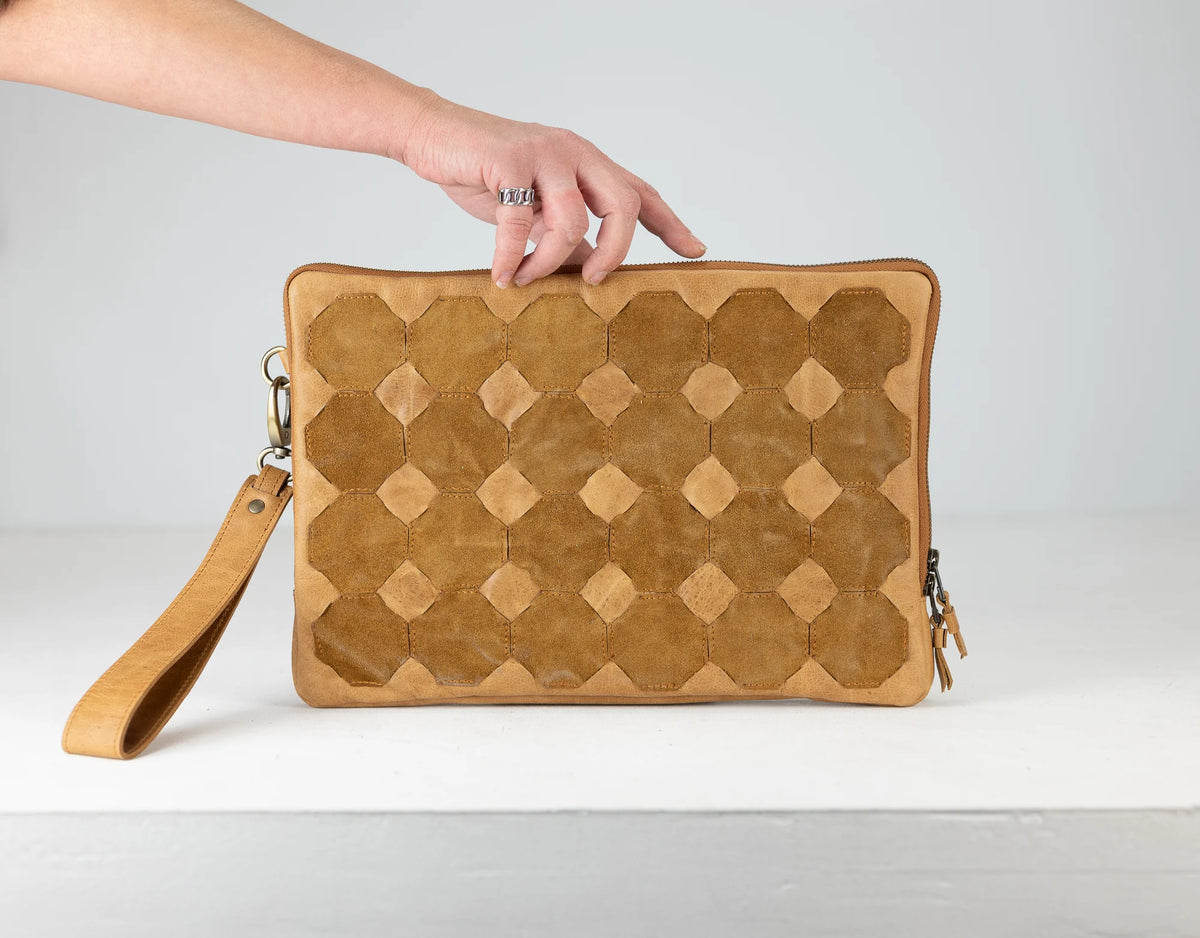 Athena Laptop Clutch - Brown Distressed leather