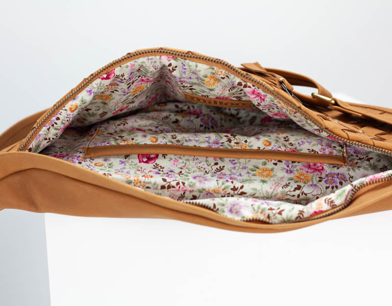 Paris fanny pack - Brown handwoven leather