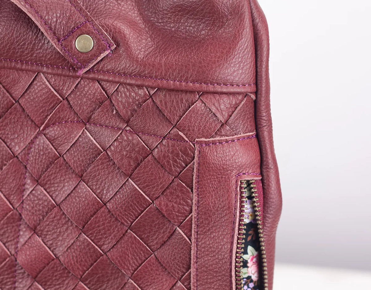 Minos backpack - Burgundy hand woven leather