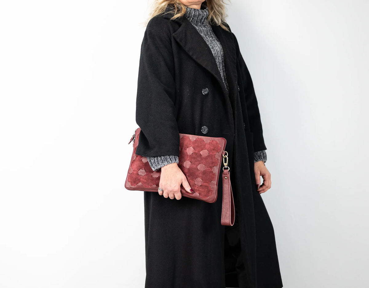 Athena Laptop Clutch - Burgundy leather