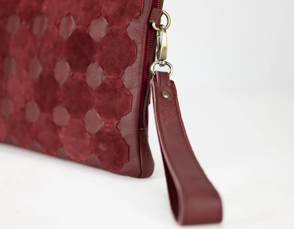 Athena Laptop Clutch - Burgundy leather