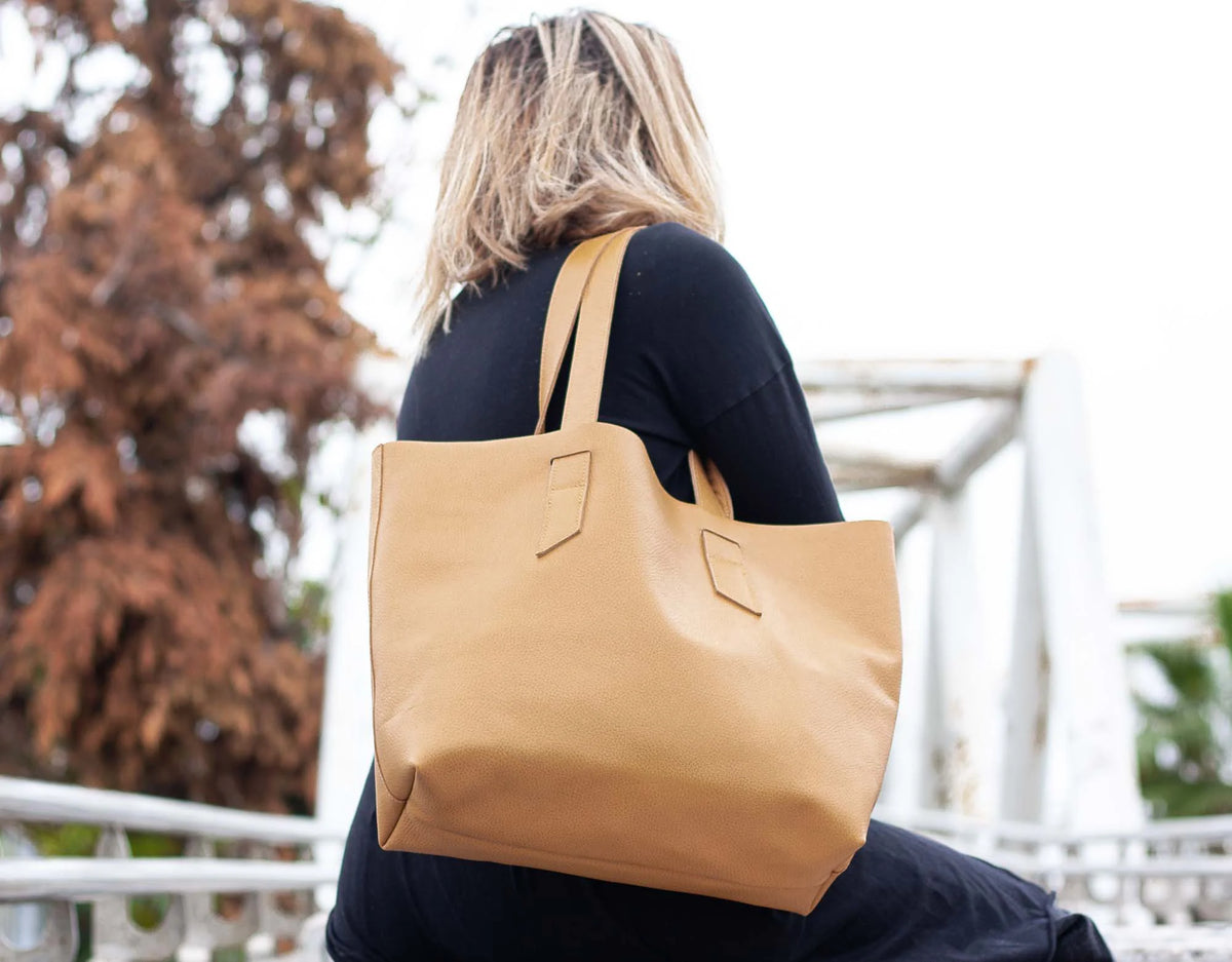 Τσάντα tote Calisto - Caramel δέρμα