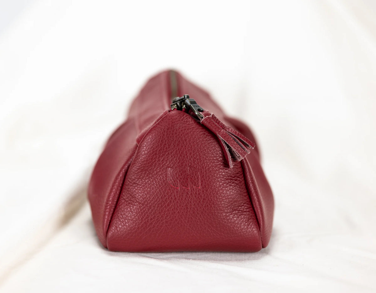 Estia case - Deep red leather