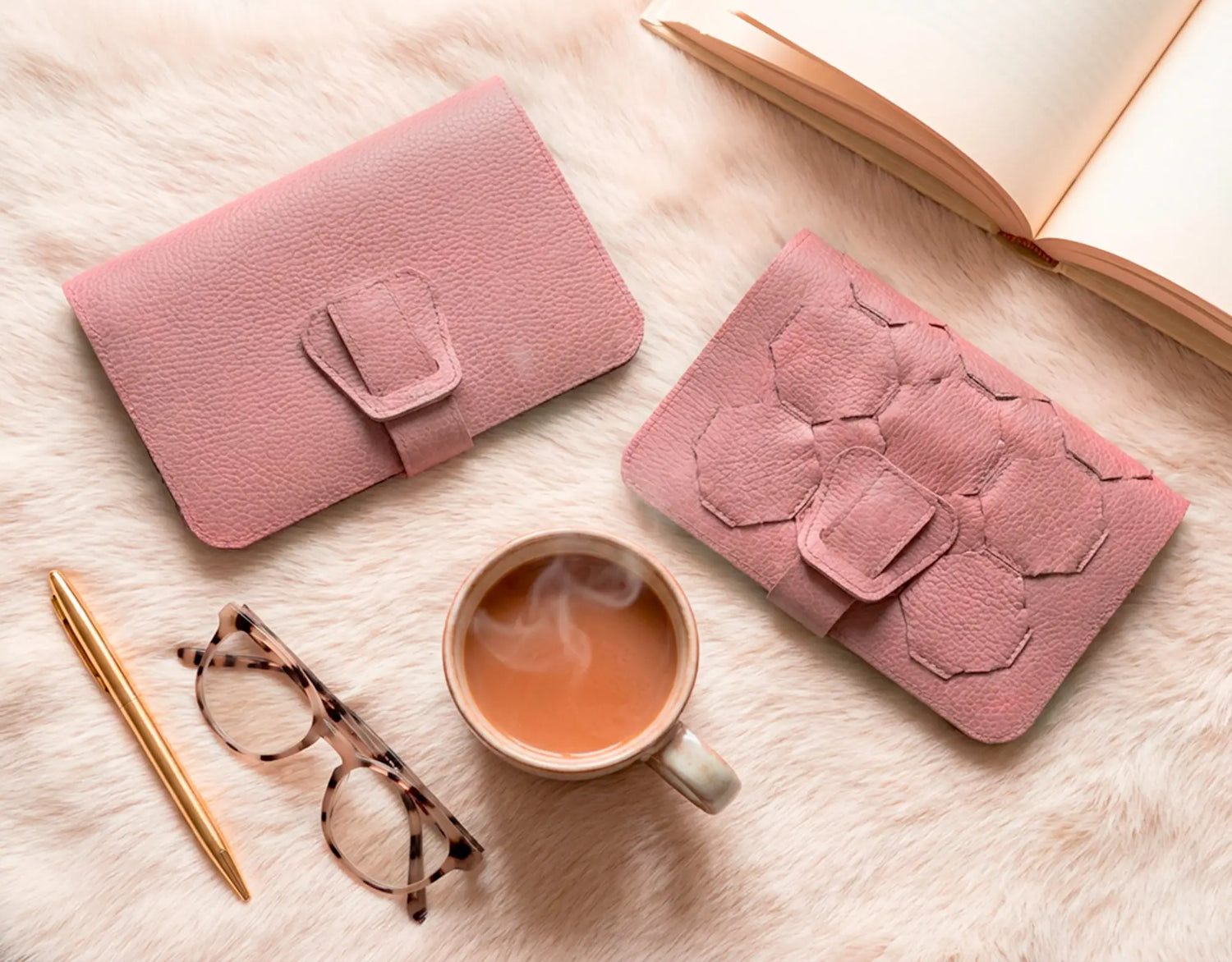 Iole Leather Wallet - Dusty Pink Leather