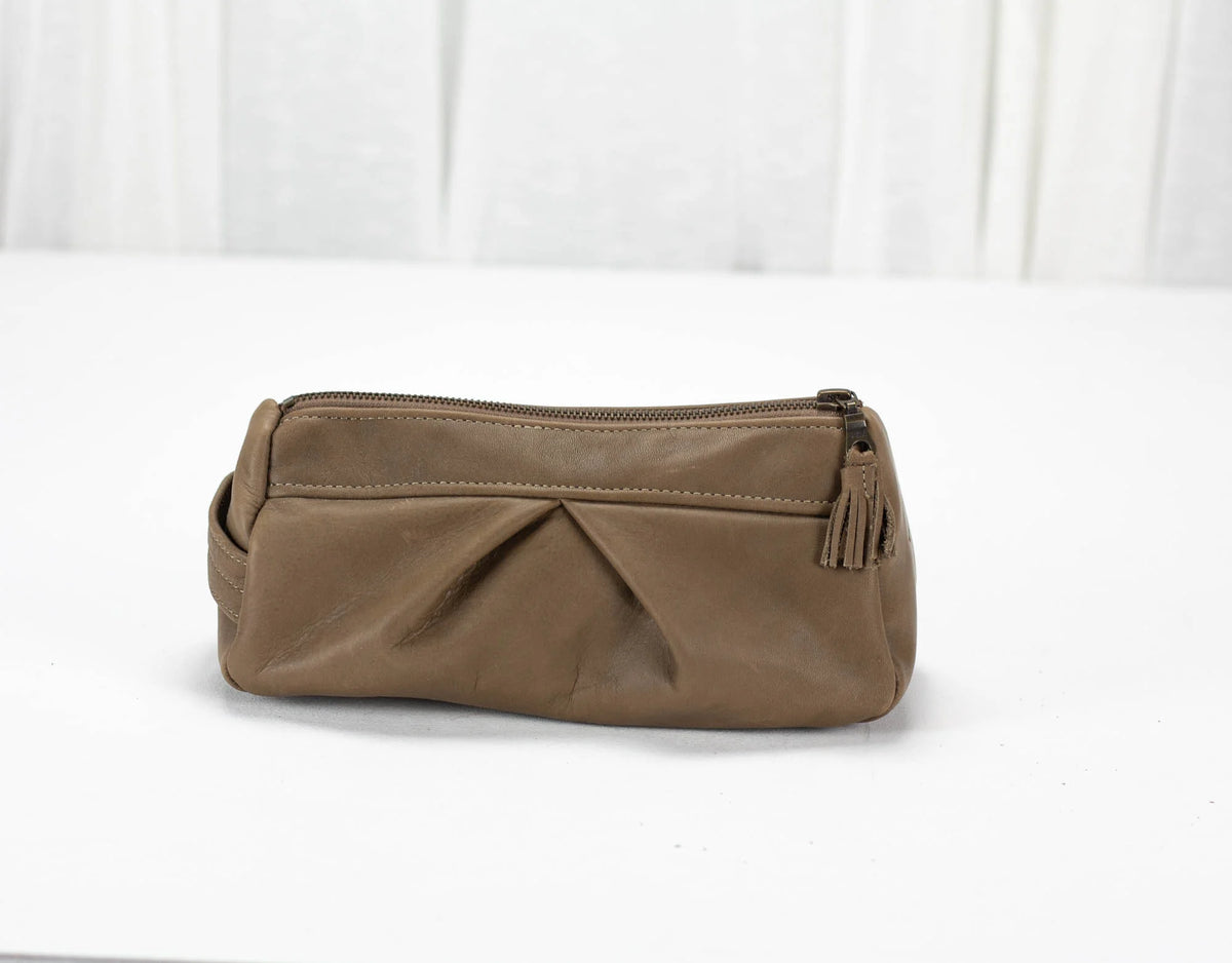 Estia case - Khaki brown leather
