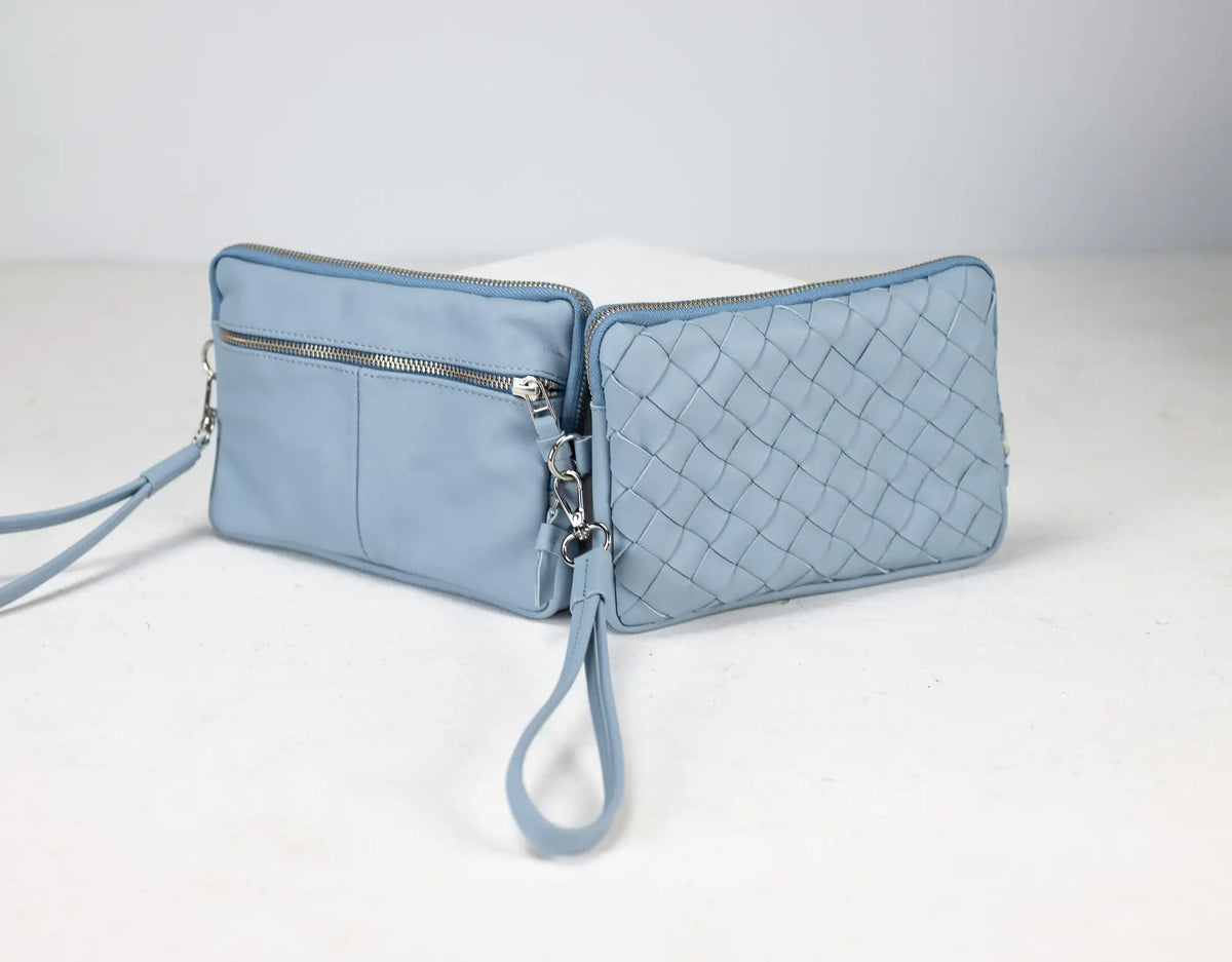 Antheia clutch wallet - Light Blue leather