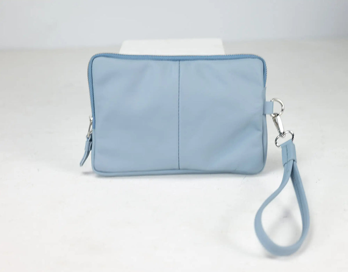 Antheia clutch wallet - Light Blue leather