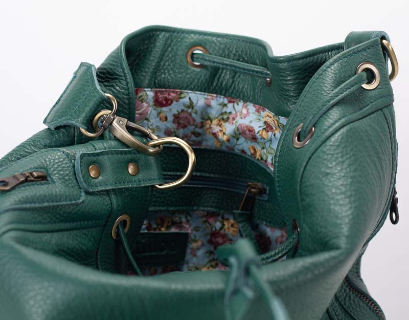 Danae bag - Petrol green pebbled leather