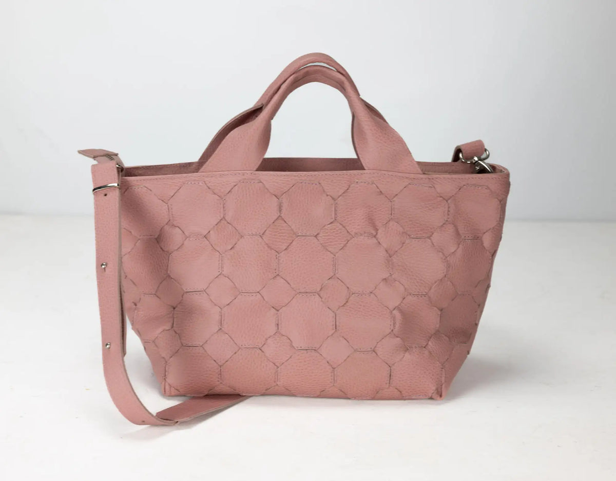 Helon purse - Handwoven Pink leather