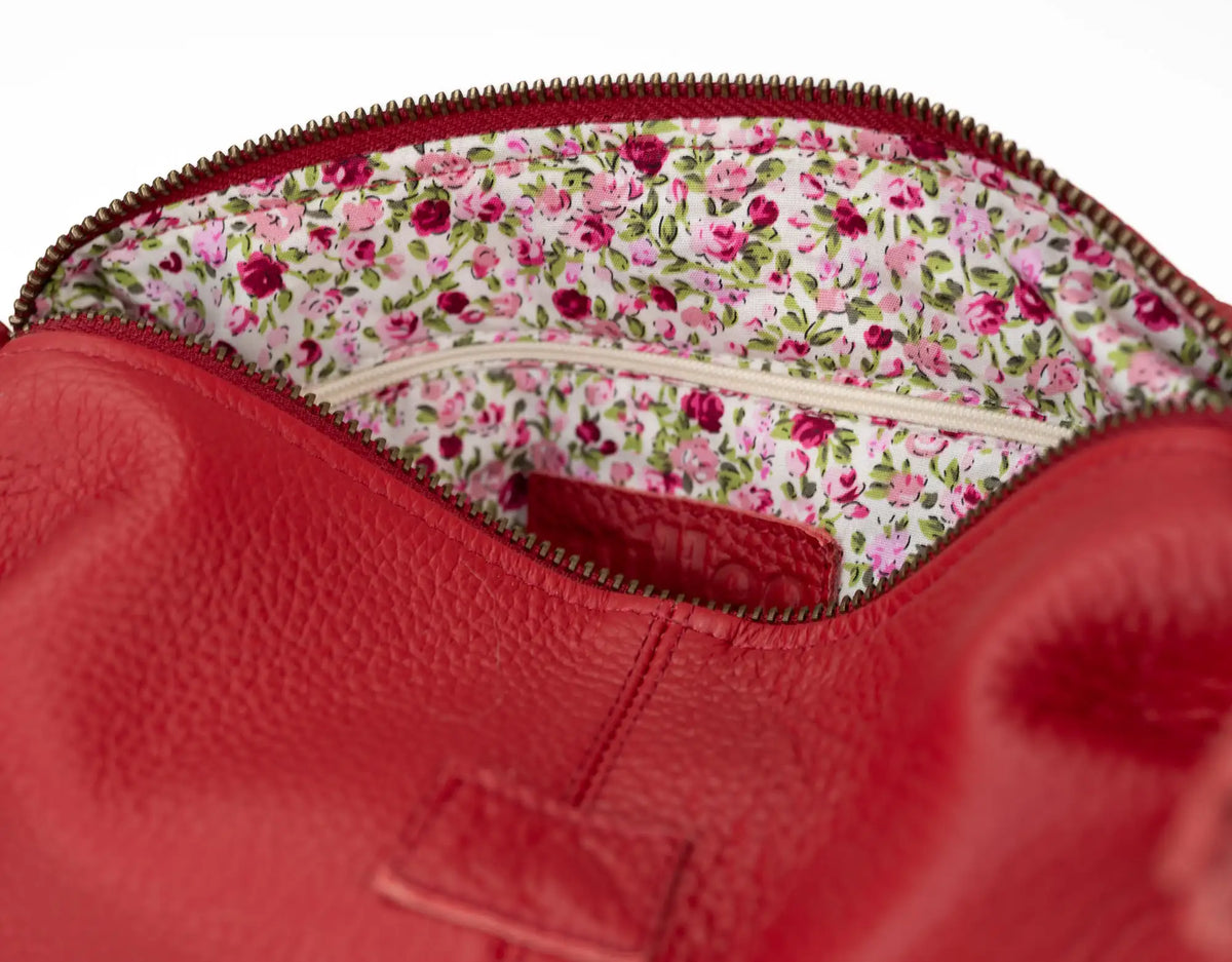 Ariadne case - Red pebbled leather