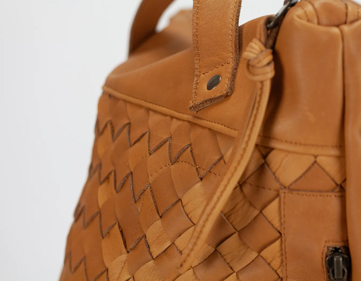 Minos backpack - Tabac brown hand woven leather