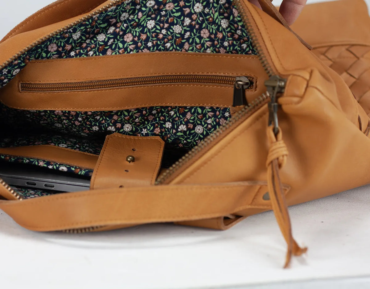 Minos backpack - Tabac brown hand woven leather