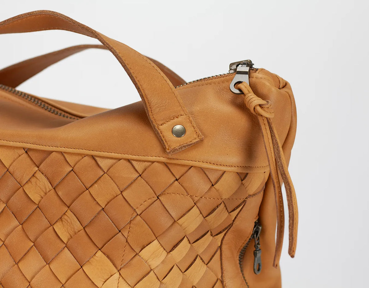 Minos backpack - Tabac brown hand woven leather