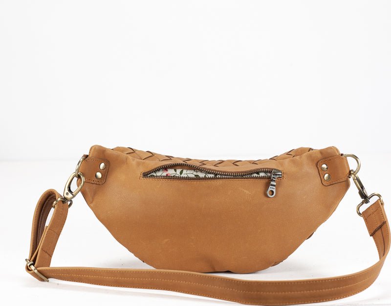 Haris fanny pack - Tabac brown handwoven leather - milloobags