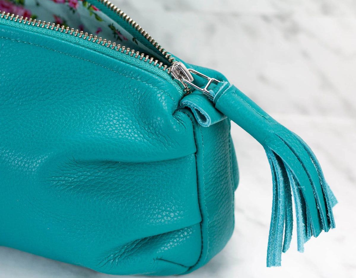 Ariadne case - Turquoise leather