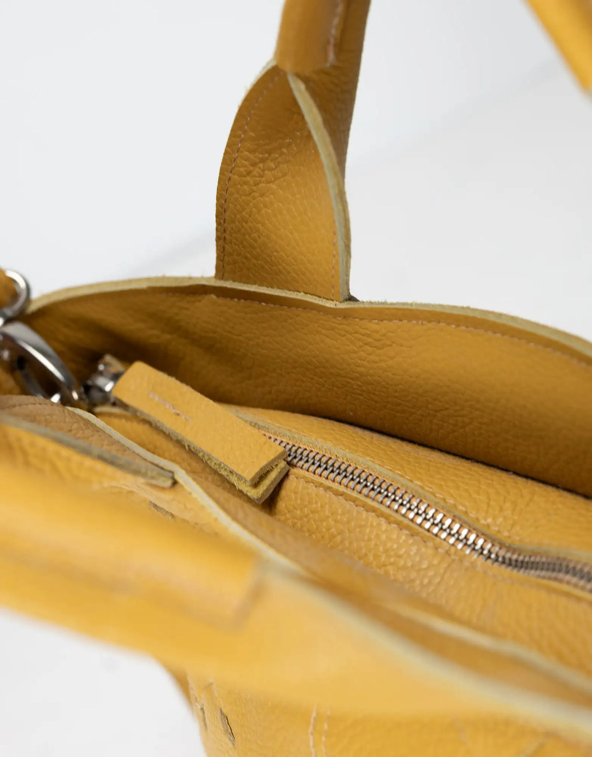 Helon purse - Handwoven Yellow leather