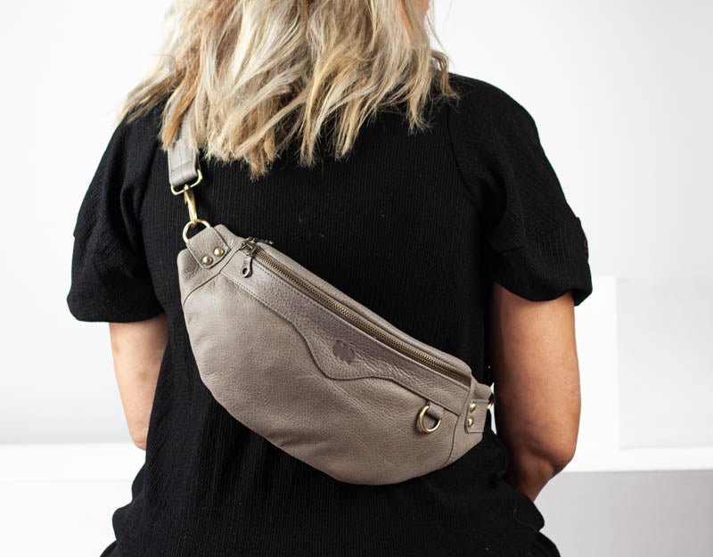 Haris fanny pack - Stone grey leather - milloobags